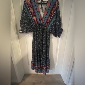 Navy multi print midi dress small from red dress boutique style out of envy